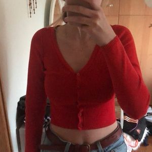 URBAN OUTFITTES cropped red sweater